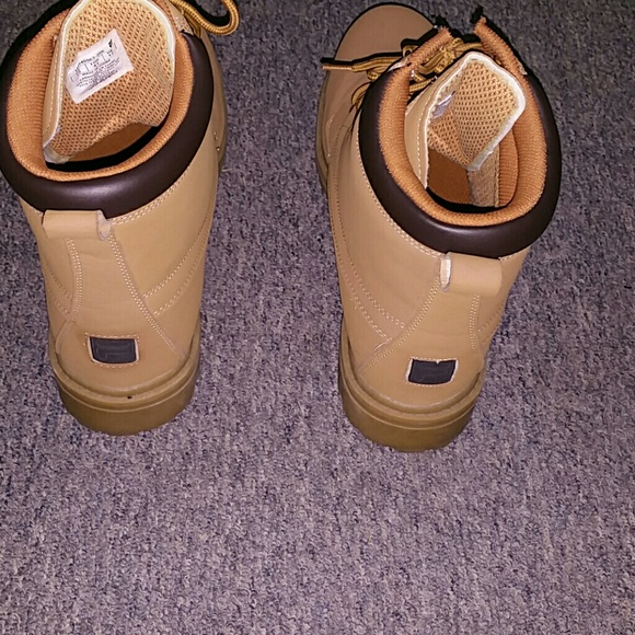 Fila Boots 13 US size - Picture 3 of 8